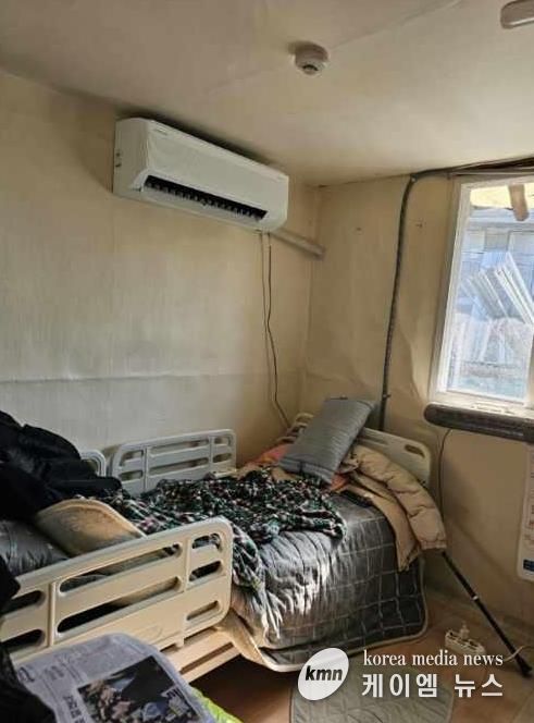 건강관리 취약계층 가구에 설치된 한파 대비 냉난방기
