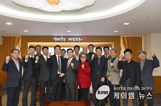 김태흠 지사, 11일 한국공인중개사협회 충청남도회와 간담