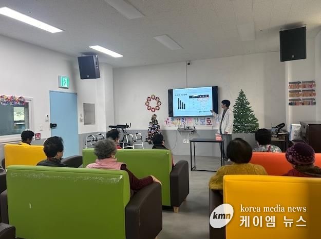 평택시 안중보건지소, 가족사랑주간보호센터 대상 '백세건강! 구강 관리 교실' 프로그램 운영!