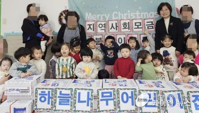 수원시 장안구 정자3동, 하늘나무어린이집으로부터 이웃돕기 라면과 성금 기탁 받아