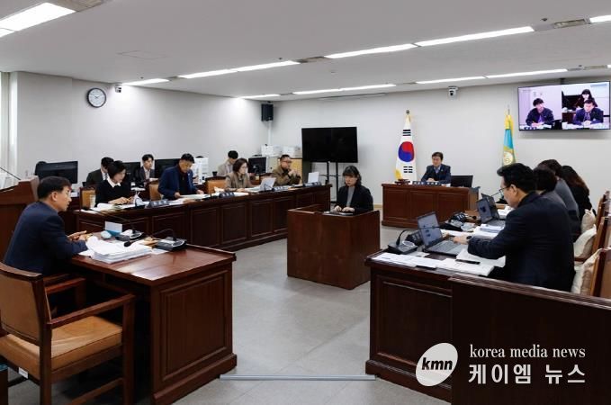 부천시의회 도시교통위원회, 2025년도 행정사무감사 마무리