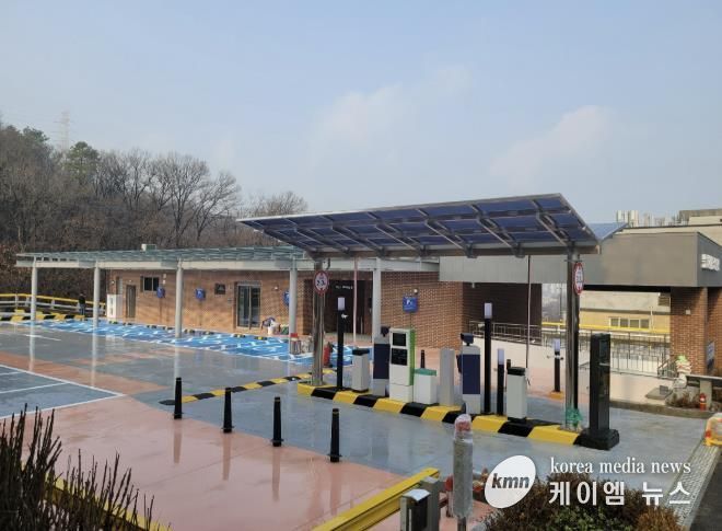 과천시, 문원청계마을 공영주차장 준공…2026년 1월부터 운영