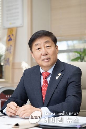 윤창철 양주시의회 의장