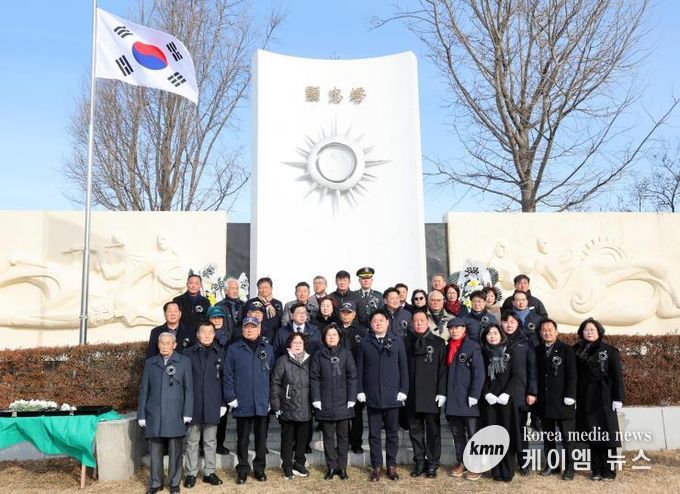 안성시, '2026년 병오년 신년참배' 개최