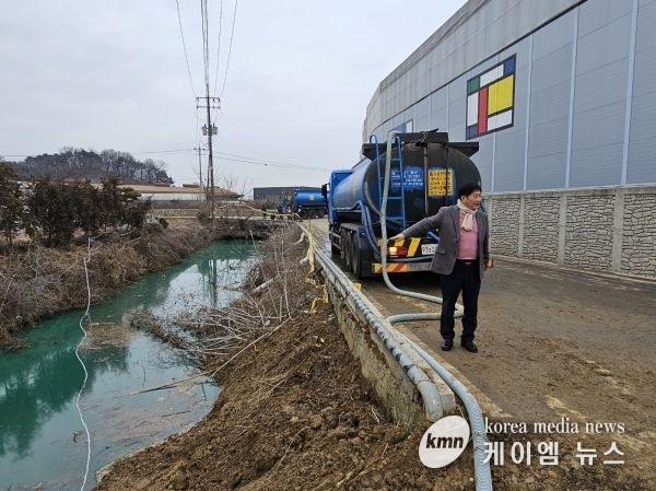 김상곤 부위원장, 오염된 관리천 추가 피해 막기위해 동분서주