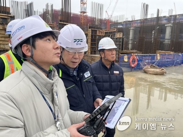 경기도, 해빙기 공동주택 건설현장 드론 활용 안전 점검