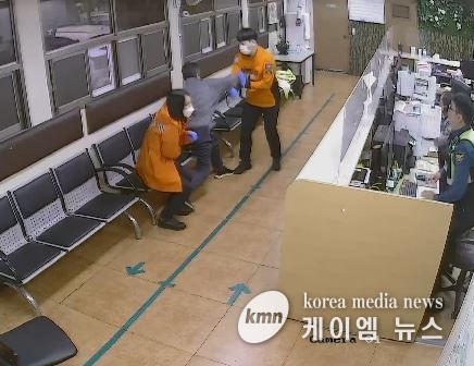 지난해 소방대원 폭행·폭언 73건. 경기소방, 설연휴 폭행 근절 당부