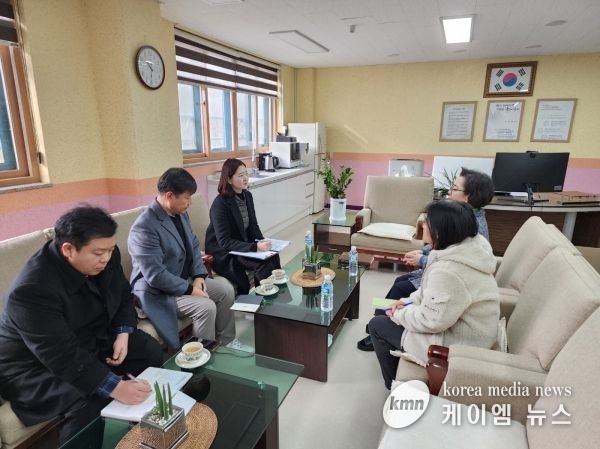 장윤정의원, 안산시 경수초, 성포초에서 교육현안 관련 정담회 개최