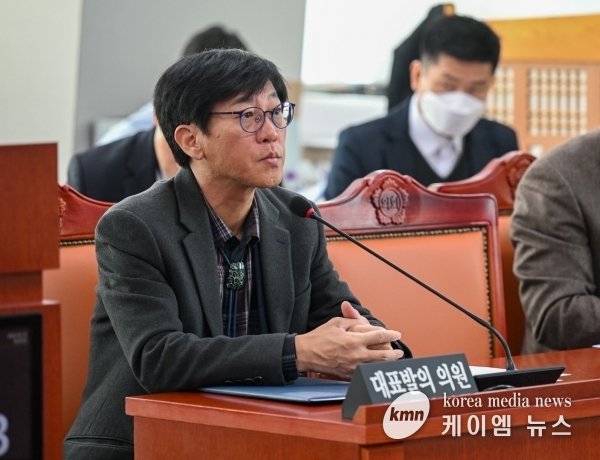 국중범 도의원, “청소년 스스로 자신이 삶에 대한 결정에 참여하는 것 대단히 중요” 청소년참여위원회 조례 전부개정 한다.