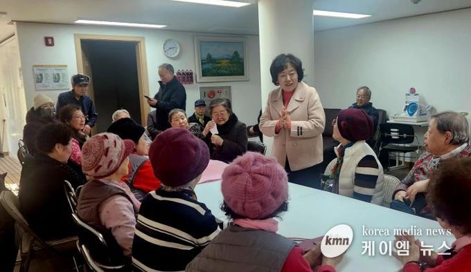 세교죽미마을8단지아파트 경로당 방문 모습