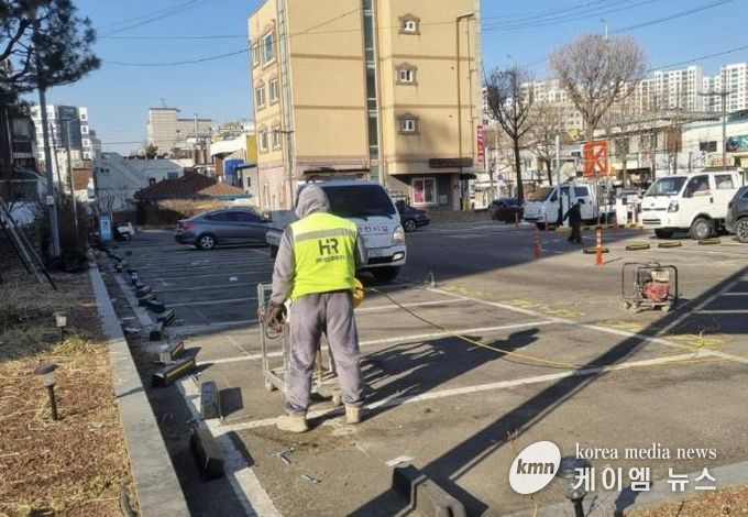수원시 팔달구, 공영주차장 카스토퍼 정비로 '안심 주차 환경' 조성