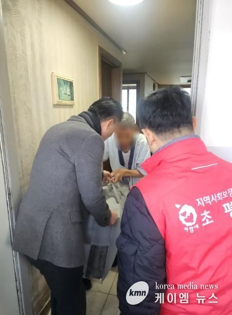 오산시 초평동, 돌봄 공백 가구 찾아 맞춤형 복지서비스 연계 추진