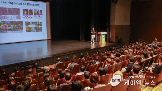 과천시, 과천아카데미 2026년 첫 강연 배우 겸 작가 차인표 초청