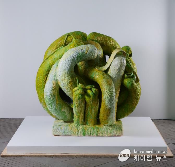 2024경기도자비엔날레_국제공모전_대상_위 매트 웨델(미국), 결실結實의 풍경,2017.