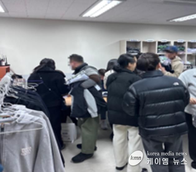 파주교육지원청, 2026년 파주교육지원청 교복은행 활기 속 운영 시작