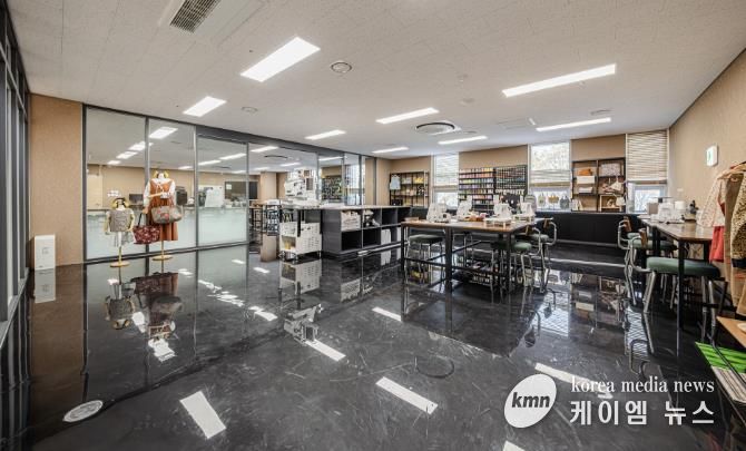 와동교육도서관에 조성된 메이커스페이스 현장 사진.