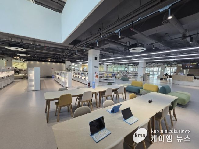 와동교육도서관 어린이자료실 사진.