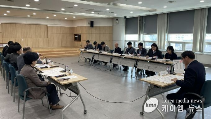 용인특례시는 19일 시청 비전홀에서 지역경제 활성화를 위한 ‘신속집행 추진보고회’를 개최했다