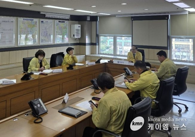 부천시는 3월 18일 숙박업소 안전점검 회의를 개최했다.