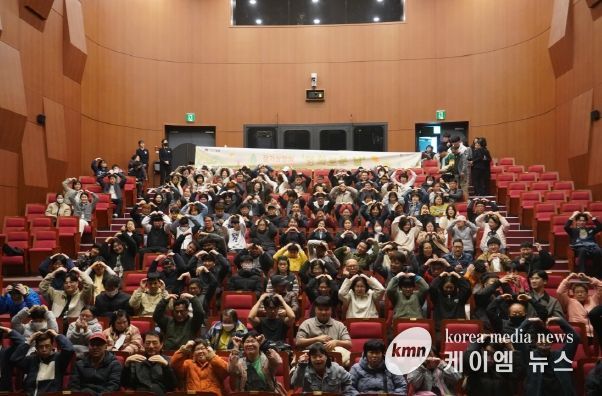 장벽 없는 문화의 장 열다... 안성미디어센터, 발달 장애인과 함께한 정기상영회 '영화로운 날' 성료