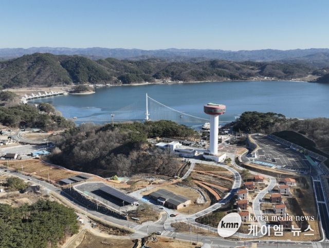 드론으로 촬영한 예당관광지 전경