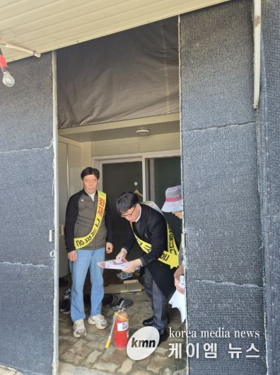 광명시 학온동 행정복지센터는 주거취약계층의 안전한 생활환경을 위해 오는 31일까지 ‘주거용 비닐하우스 화재 예방 활동’을 추진한다.