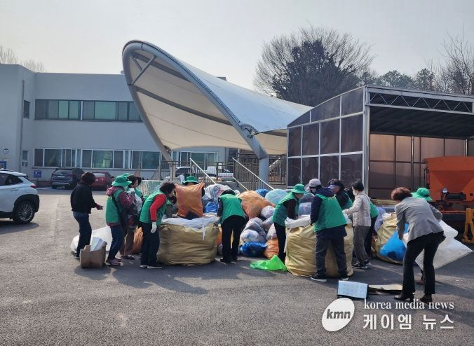 안성시, 사랑을 나누는 헌옷 수거 행사