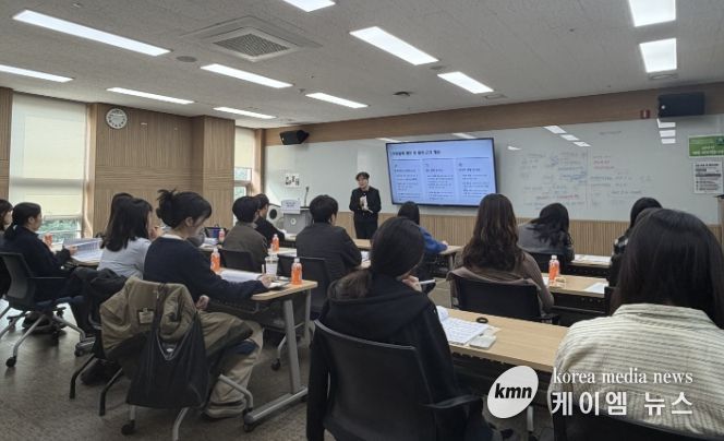 광명시, 민원 행정 신뢰도 높인다… 동 행정복지센터 민원담당자 직무 교육 마쳐