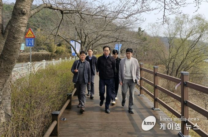 수원시 장안구청장, 광교마루길 새 단장 현장 점검