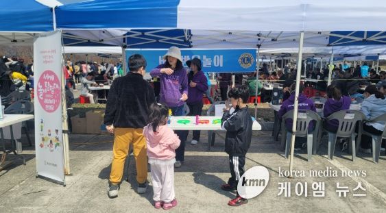 홍성군 광천에 봄기운 활짝! 제7회 광천 오서산 벚꽃길 버스킹 공연 성료