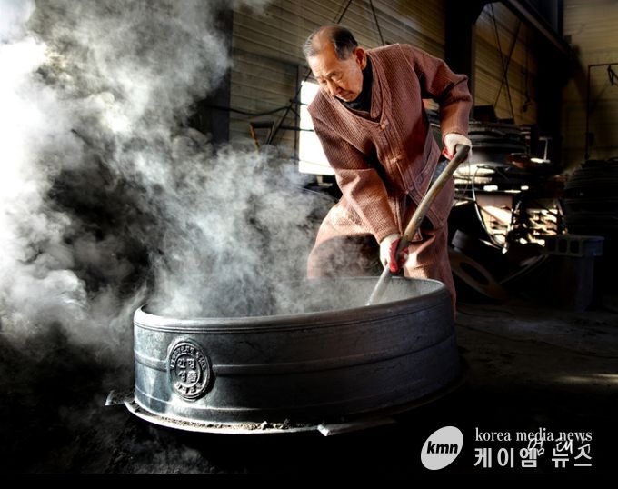 결갤러리, 엄태수 개인전 '안성 예인의 숨결' 개최