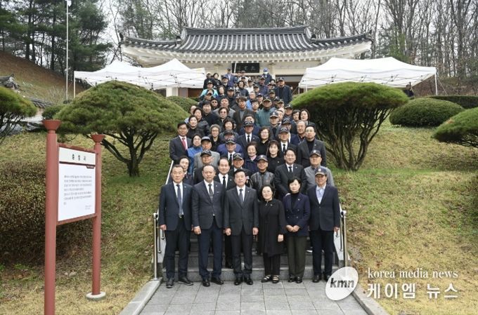 충령사 추모제례 모습