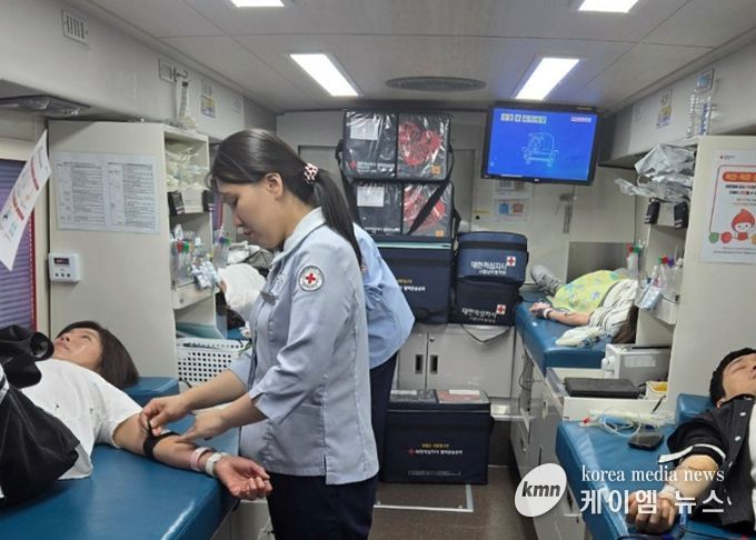 과천시, 시청에서 직원 참여 헌혈 행사 가져