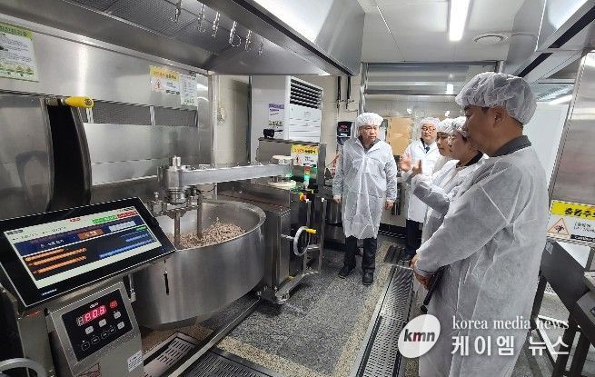 경기도시흥교육지원청, “학교급식 조리로봇” 도입 및 운영 현장 확인